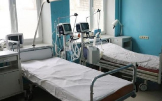 В каких областях больничные койки для пациентов с COVID-19 заполнены более чем на 70%