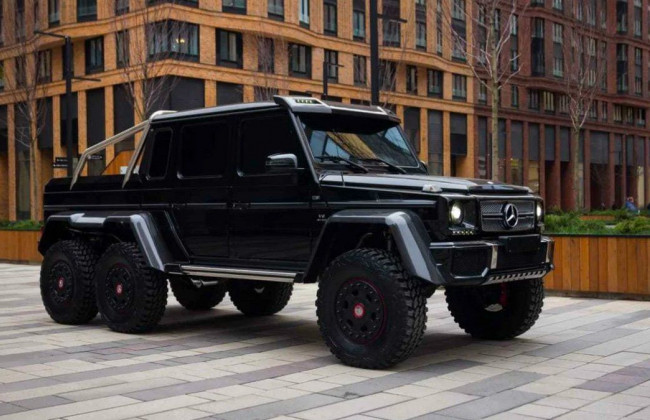 Выставлен на продажу редкий шестиколесный Гелендваген