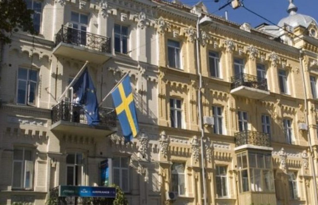 Иностранное посольство сообщило судье о решении, которое он не выносил