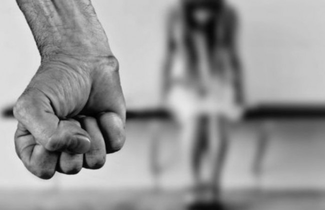 Трагедия в Ровно: возле школы изнасиловали ребенка