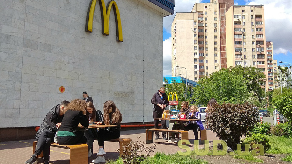 «МакДональдс» представит серию бургеров и завтраков на основе растительного мяса