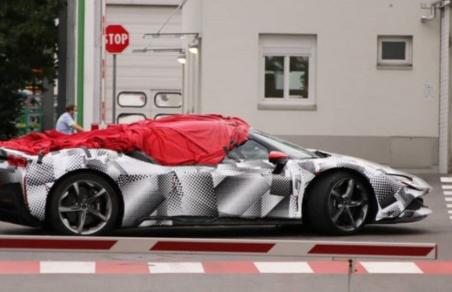 Ferrari готовится показать миру SF90 Spider, фото