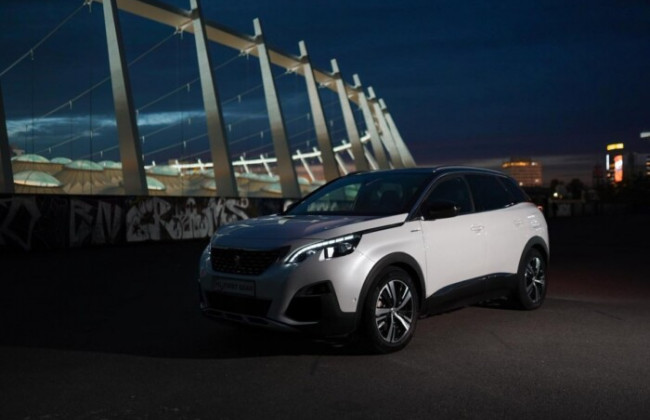 Peugeot привез в Украину один из самых мощных кроссоверов: фото