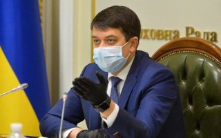 Чувствую себя почти нормально: зараженный коронавирусом Разумков рассказал о состоянии