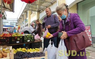 Ивано-Франковск последовал примеру Львова: выходные дни стали рабочими вопреки карантину