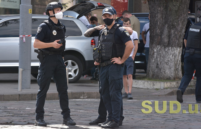 ТРЦ и рынки закрыты, а кафе работают: что происходит во Львове, где отменили выходные