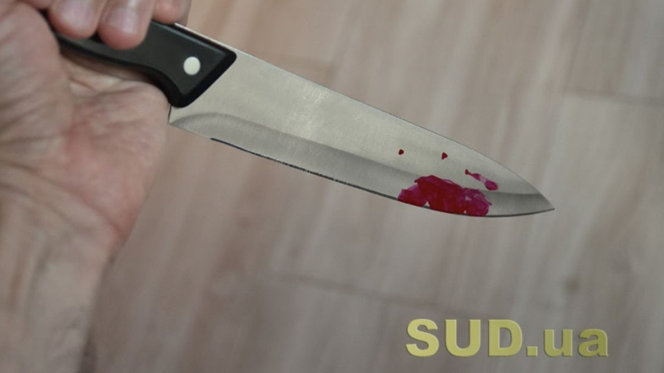 В Одессе мужчина вонзил нож в сердце приятелю, видео