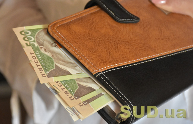 Понад 40 фактів одержання хабарів від перевізників: затримано посадовця Укртрансбезпеки