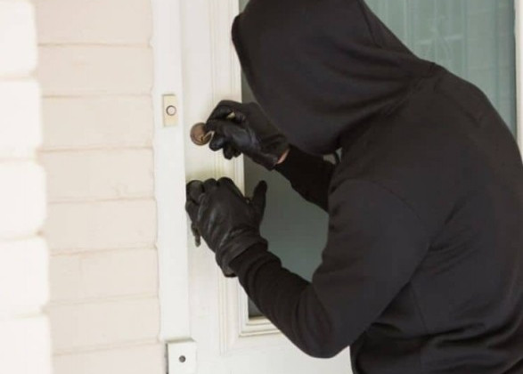 Проникнення як кваліфікуюча ознака злочинів проти власності: практика ВС