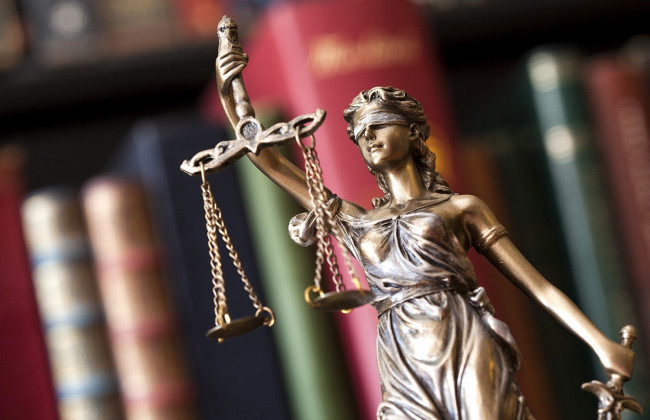 Що повинні виявляти суди, досліджуючи боргові розписки чи договори позики