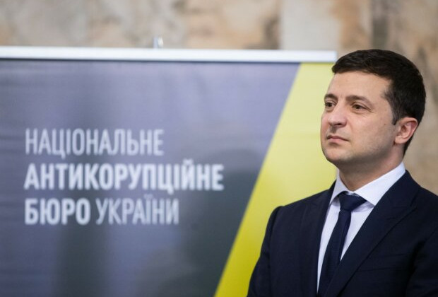 Владимир Зеленский: «Мы гарантируем, что после 16 декабря директор НАБУ останется на должности»