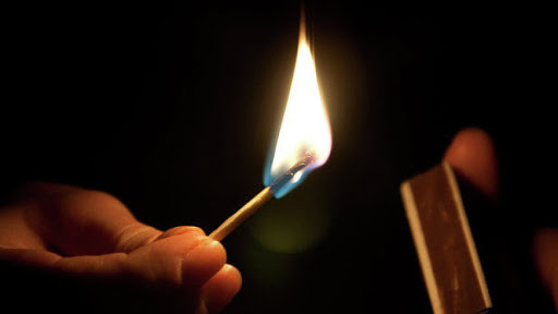 Суд призначив чоловікові 5 років обмеження волі умовно за спалення дружини