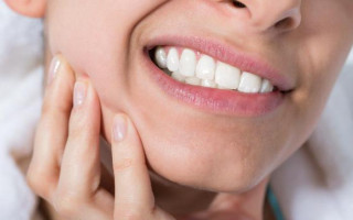 Коронавирус способен привести к потере зубов: что нужно знать