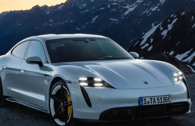 В Киеве заметили роскошный электрокар за 7 миллионов