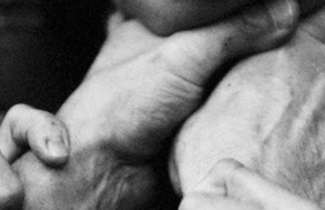 Возле киевского ресторана нашли мертвой полураздетую девушку