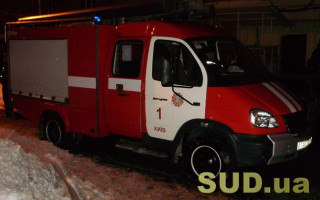 В Киеве мужчина устроил пожар в собственной квартире: есть пострадавшие