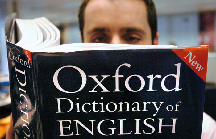 Оксфордский словарь впервые не смог назвать слово года