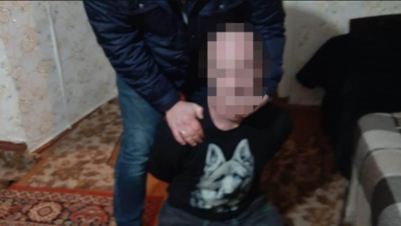 У Харкові затримали чоловіка, підозрюваного у зґвалтуванні 15-річної сусідки