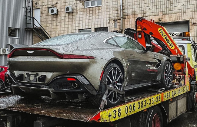 В Киеве заметили новейший спорткар Aston Martin
