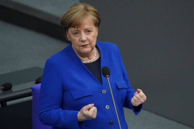 Меркель отказалась смягчить карантин в Германии на Рождество и Новый год