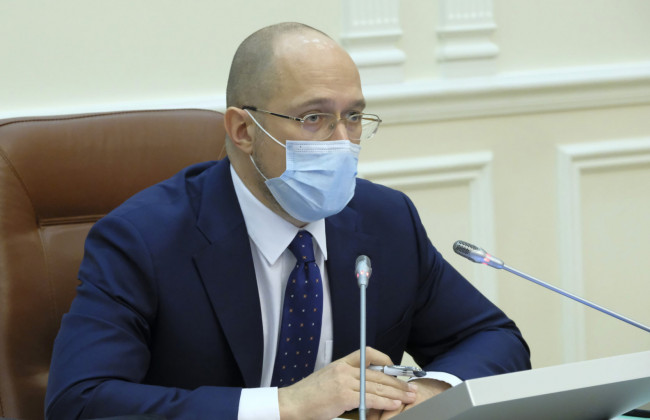 Кабмин утвердил изменения в закон о НАБУ относительно статуса Артема Сытника