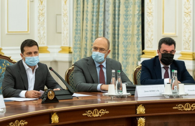 Кримінальна відповідальність за недостовірне декларування має бути суворою: Зеленський провів засідання Нацради з питань антикорупційної політики