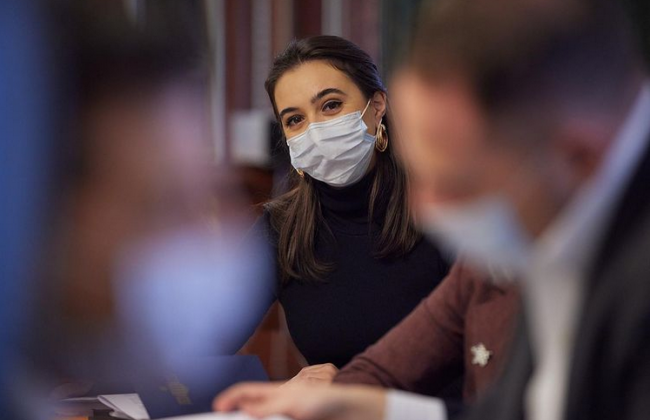 Мендель прокоментувала нараду у Зеленського щодо локдауну