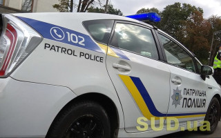 Ездила пьяной на автомобиле: в Киеве задержали неадекватную женщину, видео