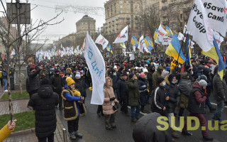 Протестующие ФОПы готовятся ночевать в Октябрьском дворце