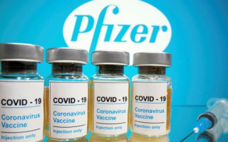 Британія першою у світі схвалила вакцину проти COVID-19: перші дози надійдуть найближчими днями