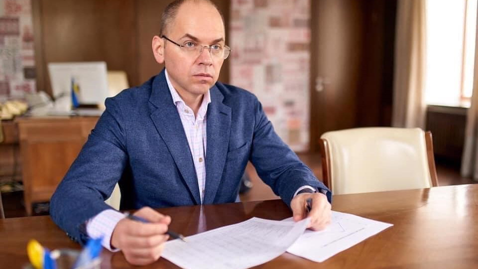 Степанов стурбований тим, що  через низьку заробітну плату з України можуть виїхати медики