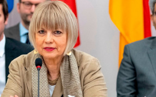 Новим генсеком ОБСЄ стане Хельга Шмідт: що відомо