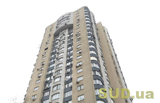 Трагедия в Киеве: человек упал с высоты