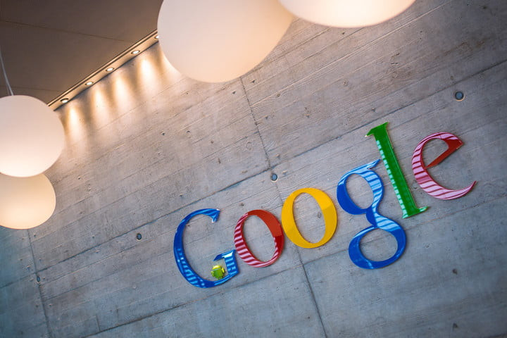 Слежка за сотрудниками: Google обвиняют в нарушении трудового законодательства