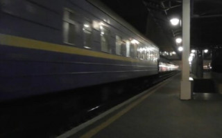 Под Киевом женщина попала под электропоезд