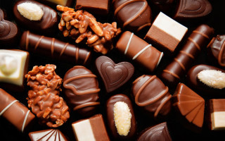 Почему вредно есть шоколадные конфеты: дело не в сахаре