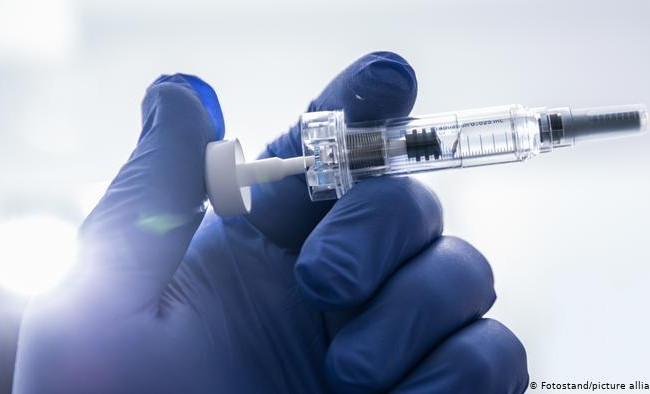 Германия выделит до 6 млрд евро на вакцинацию от COVID-19