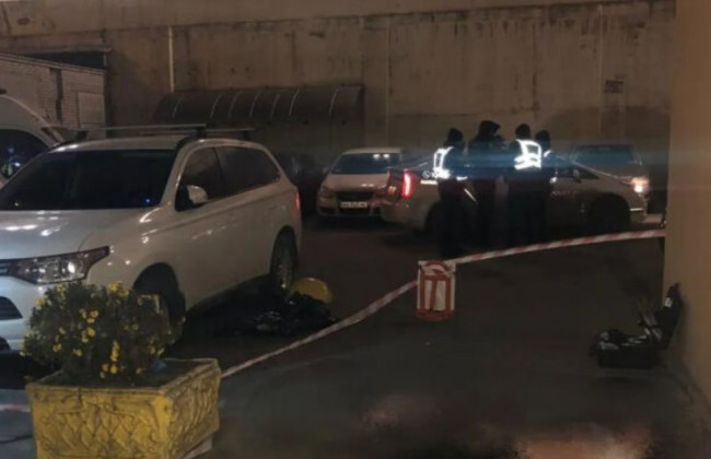 Трагедия в Киеве: из окна 24 этажа выбросился мужчина