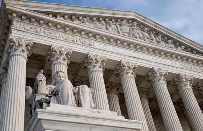 Навіть під час пандемії Конституцію не можна відкладати у бік і забувати — Верховний суд США