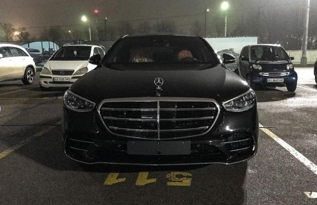 В Украине засветился элитный Mercedes S-Class 2021