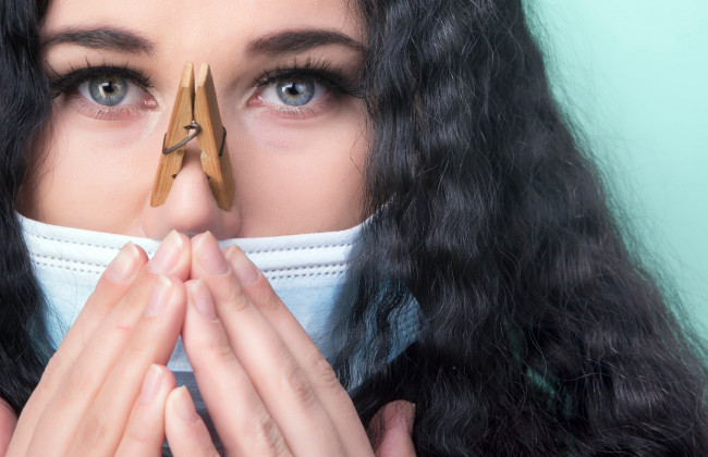 Врач объяснил, чем опасна потеря обоняния при коронавирусе