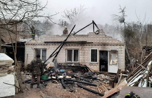 Под Киевом вспыхнул пожар в доме