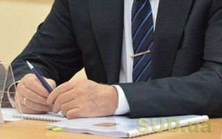 Зупинення розгляду документів, поданих для державної реєстрації: що варто знати