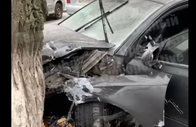 Audi на летней резине устроила масштабное ДТП в Киеве, фото