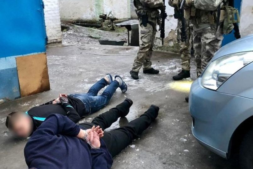 Под Киевом банда напала на копов и нарвалась на спецназ, видео