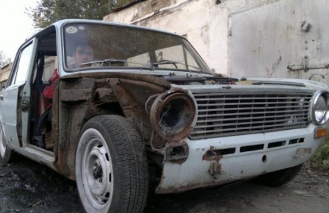 Назвали б/у авто, которые можно купить в Украине и ЕС за 1000 долларов