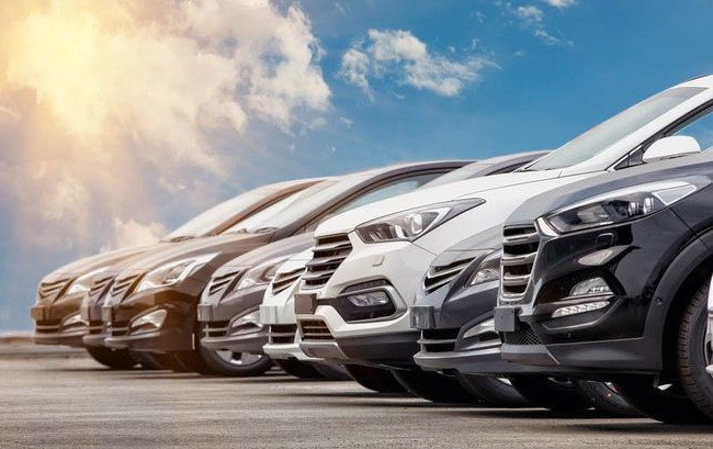 Эксперты назвали лучшие модели автомобилей уходящего года