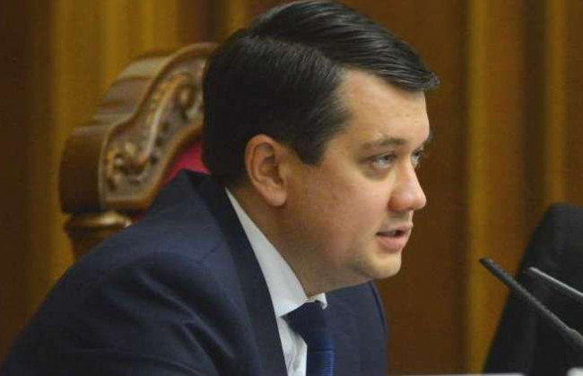 Два министра подали в отставку