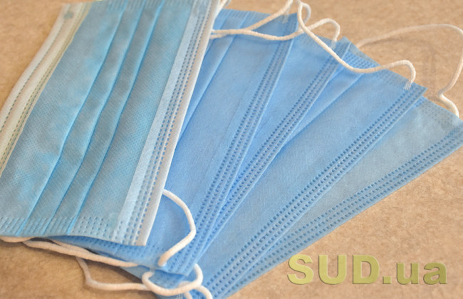 ВОЗ призывает людей носить маски даже после вакцинации от COVID