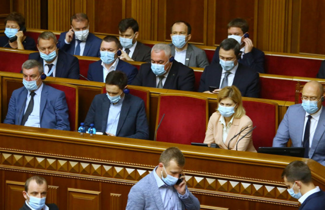 Верховна Рада таки задовольнила Президента України: ухвалено закон про інвестнянь